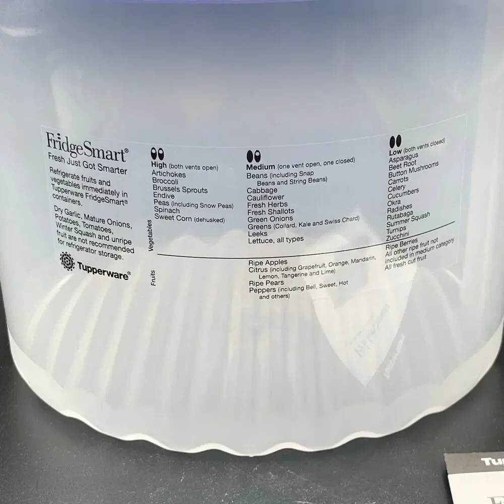 Tupperware FridgeSmart 20 Cup Vented Fruit Vegetable Keeper Container New